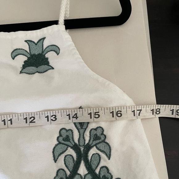 Zara Elegant White and Green Embroidered Women's Dress Size M - Picture 12 of 14